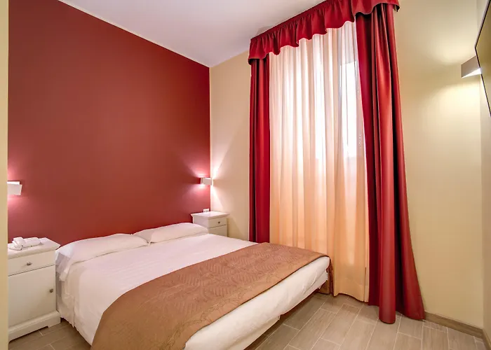 Floor Navona Konukevi 4*